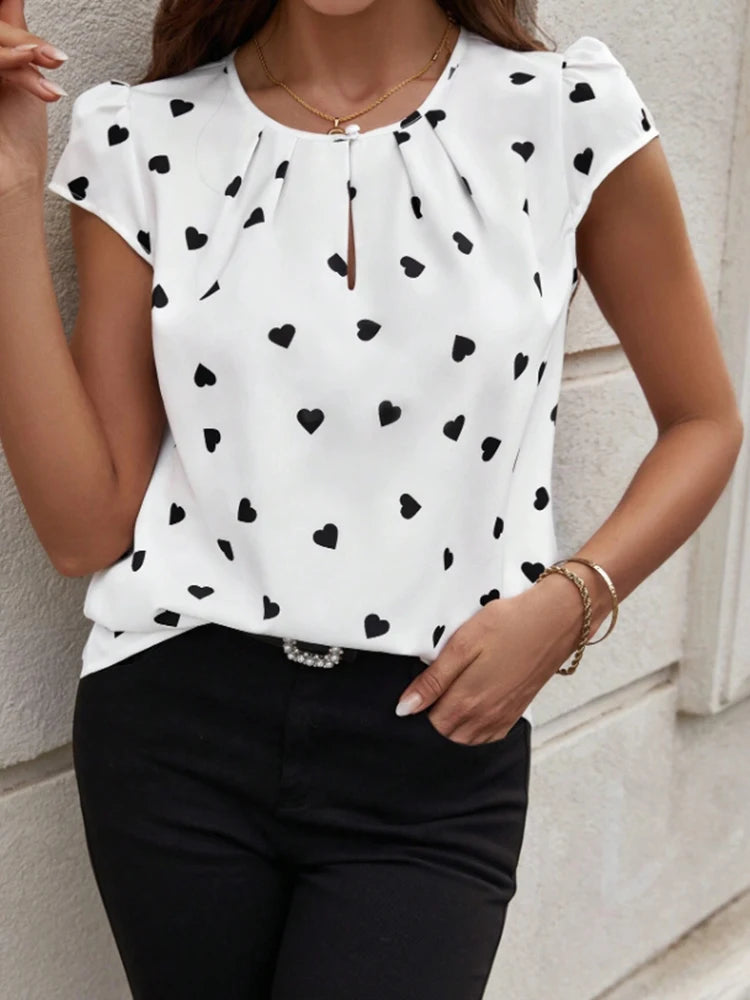 Women's Heart Shaped Printed Pleated Short Sleeved Round Neck Shirt Fashionable Women's Top Romantic Design
